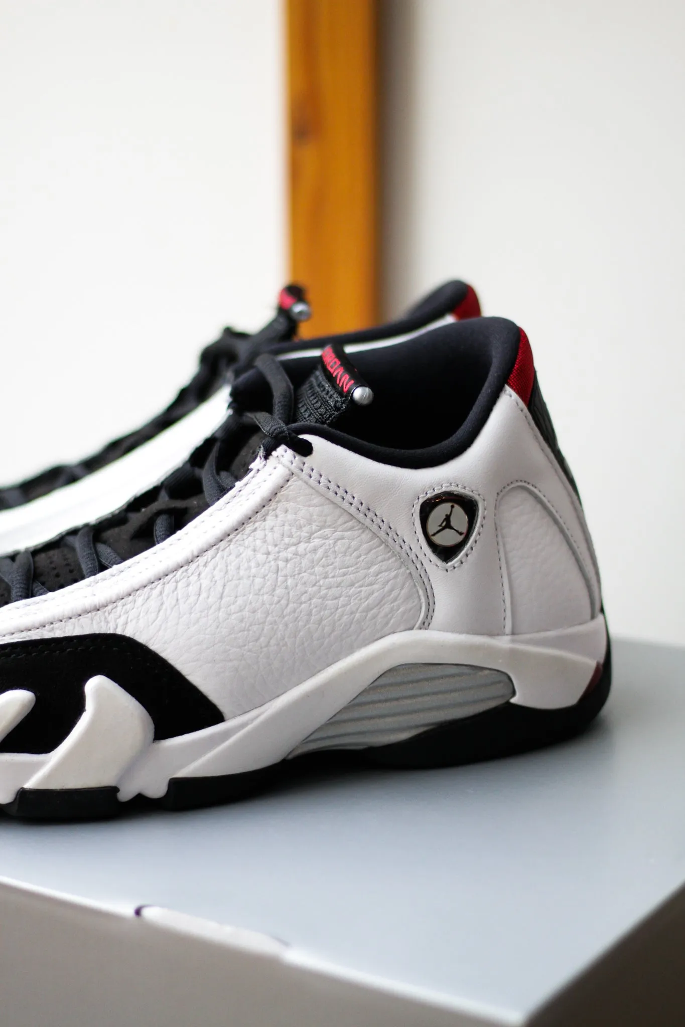 AIR JORDAN 14 RETRO (GS) "WHITE/BLACK"