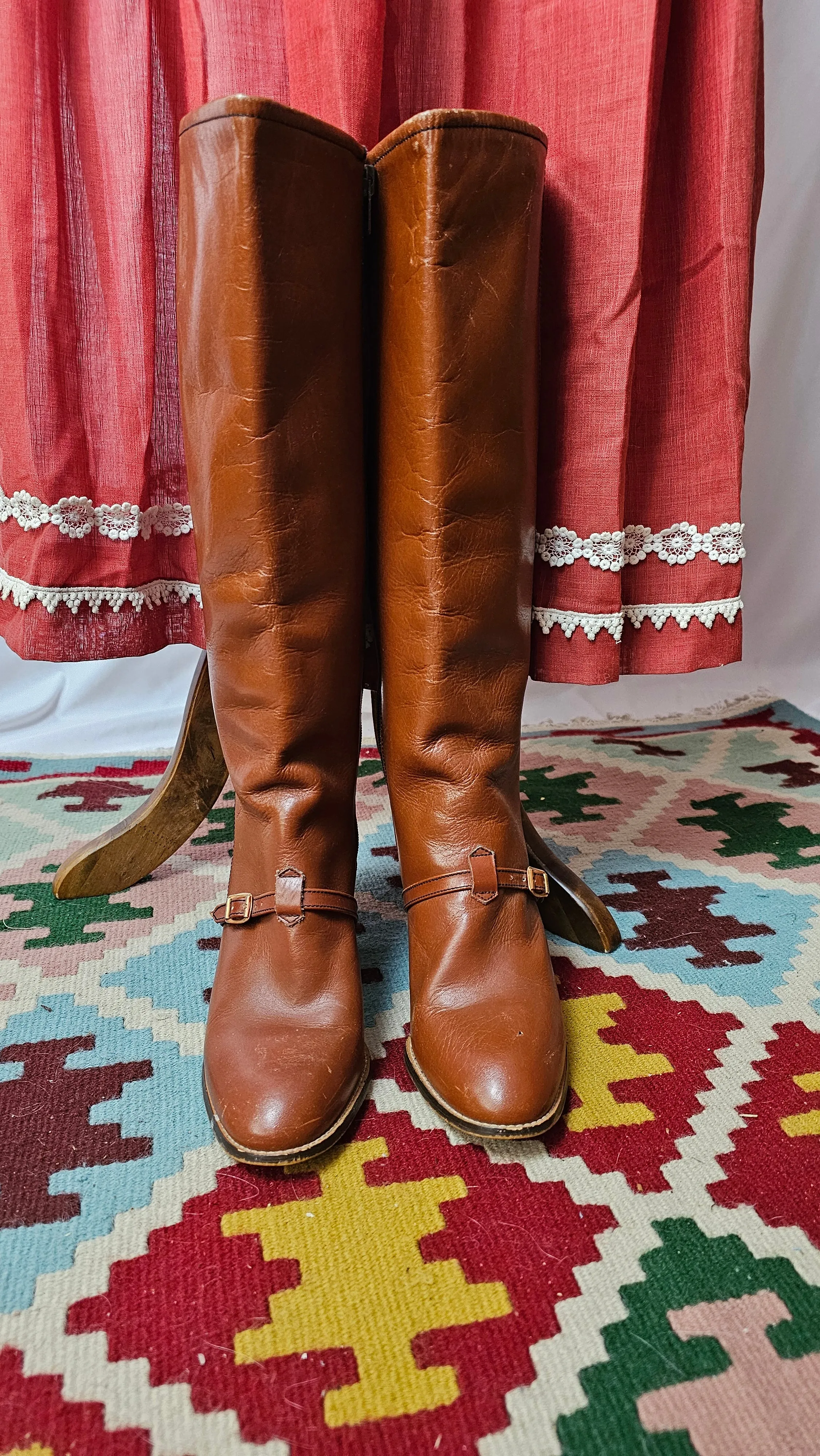 Genuine Vintage leather 70s boots size 8.5