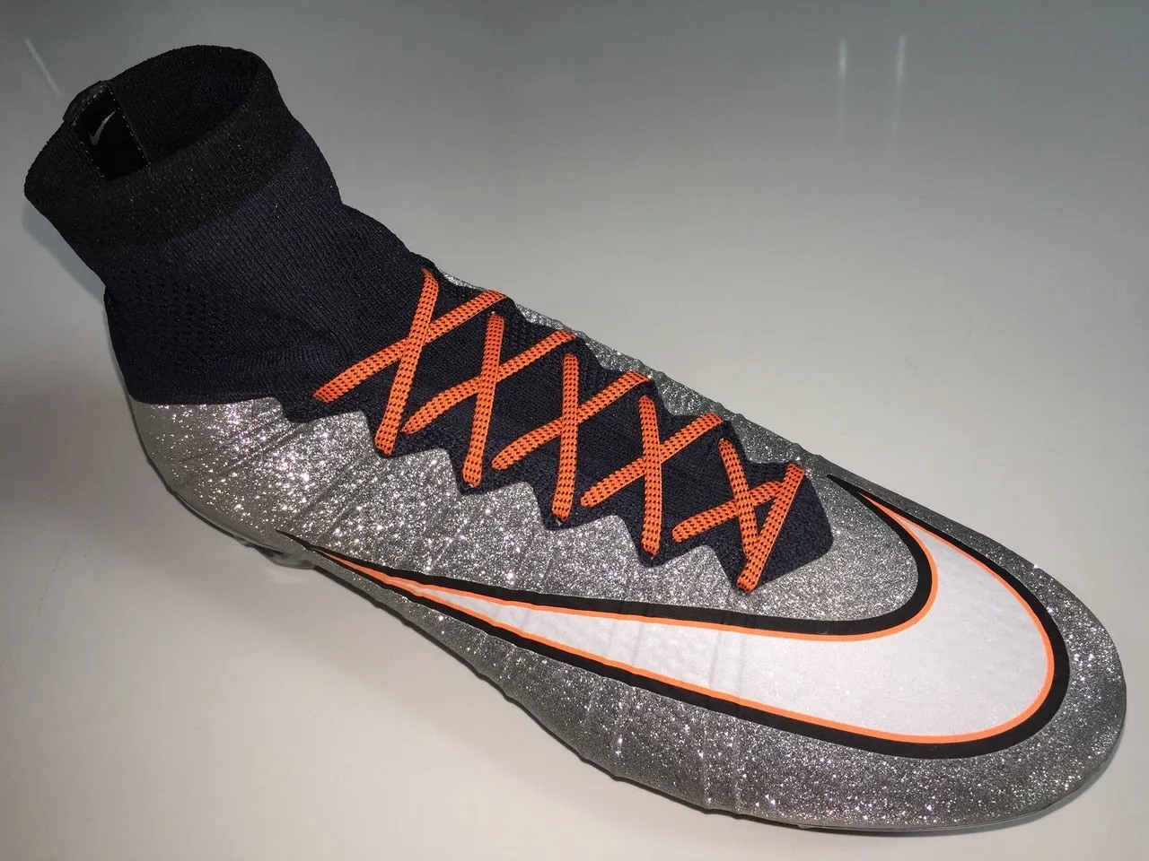 SR4U Laces Orange/Black Speckled Premium