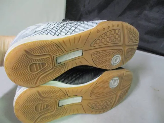 Used Indoor Soccer Cleats Size 1