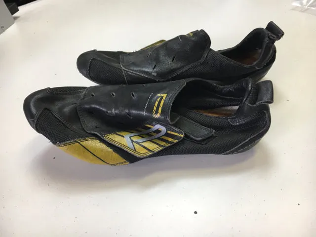 Used Paramount Black/Yellow Sr Size 41 /8  Road Biking Shoes w/ Look cleats