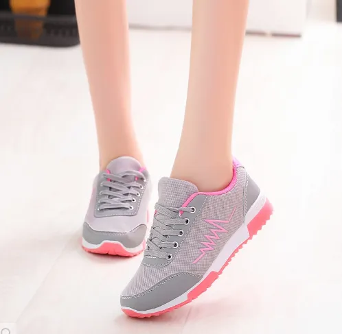 Women's Running Shoes - Breathable -  حذاء نسائي رياضي - بتصميم عملي قابل للتنفس