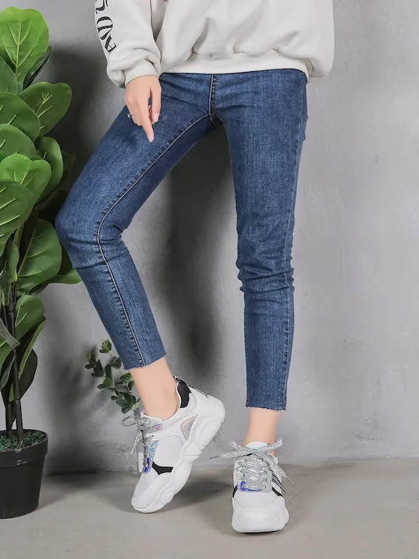 Women's sneakers - sequins embellished  - حذاء رياضي نسائي - مزين بالترتر